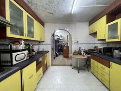 Blk 323 Jurong East Street 31 (Jurong East), HDB Executive #612755791